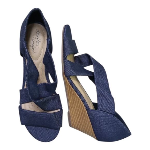 Size 7 navy blue denim Dexflex Comfort Kerry Wedge sandals 2” heel open toe - Picture 1 of 6